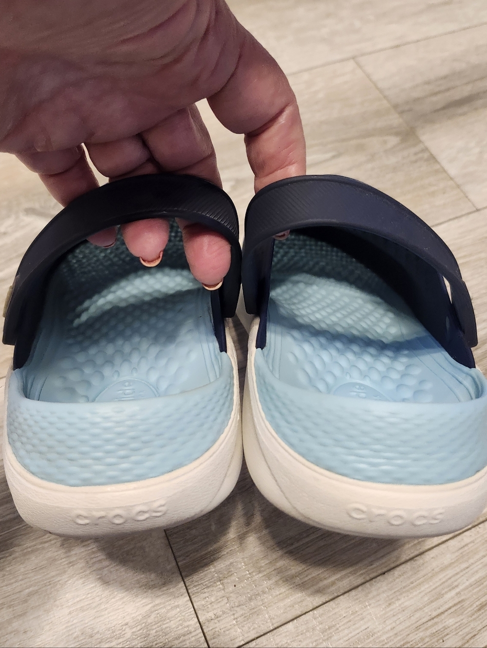 CROCS Lite Ride Clog - Picture 2 of 9